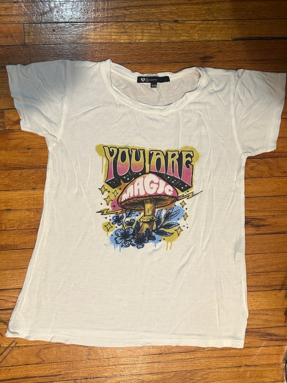 Women's White Graphic 'You Are Magic' Short Sleeve Tee